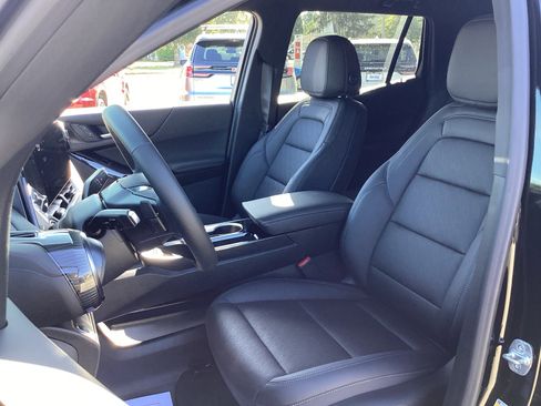 New 2026 Chevrolet Equinox LT w/ Convenience Package II image 27