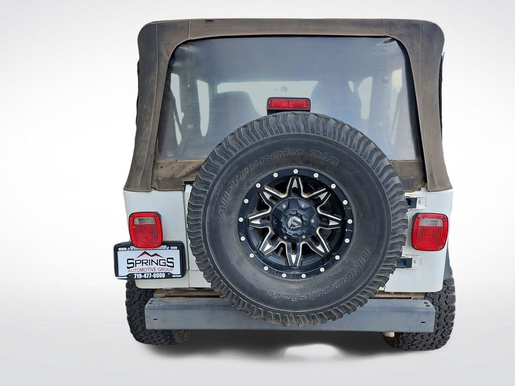 Used 2006 Jeep Wrangler X w/ Tire & Wheel Group (Ecco) AWD/4WD image 4