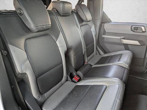 Used 2021 Ford Bronco Black Diamond AWD/4WD image 18