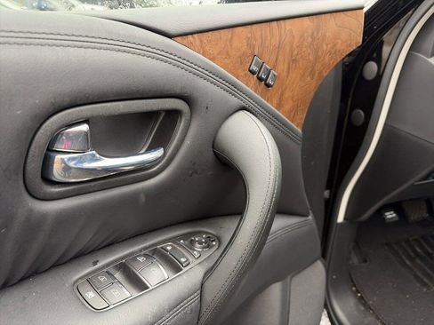 Certified 2024 Nissan Armada SL w/ Captain's Chairs Package image 30