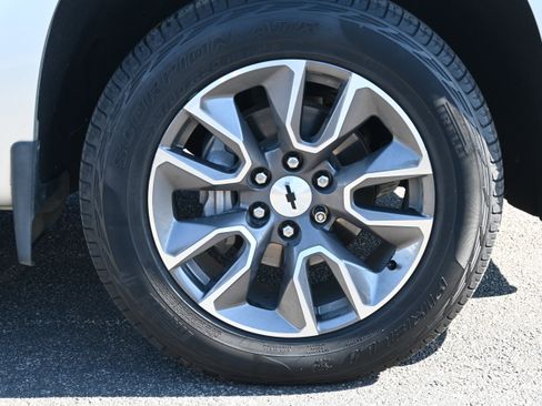 Used 2021 Chevrolet Silverado 1500 RST w/ Convenience Package II image 13