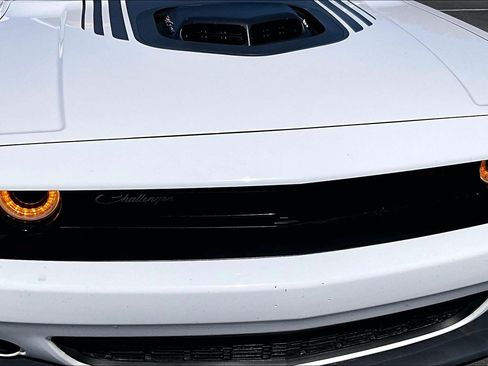 Used 2017 Dodge Challenger R/T Scat Pack RWD image 28