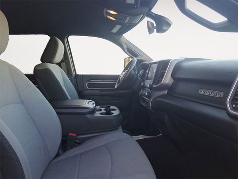 Used 2024 RAM 2500 Big Horn w/ Bed Utility Group image 15