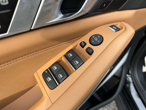New 2026 BMW X5 M60i image 17