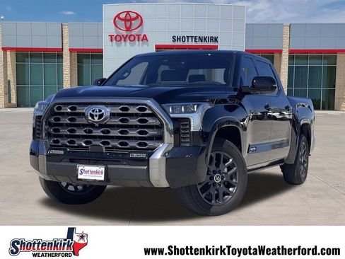 Used 2024 Toyota Tundra Platinum AWD/4WD image 1