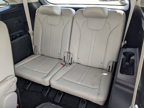 Certified 2025 Kia Sorento EX image 16