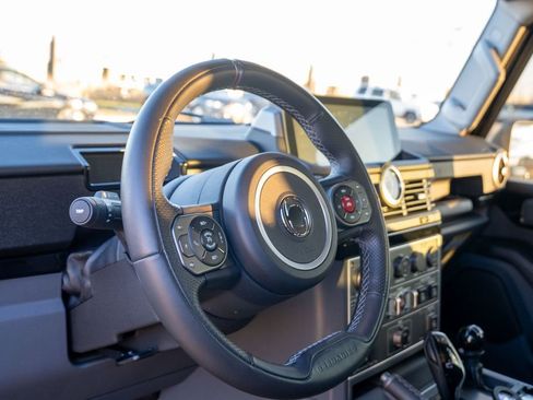 Used 2024 INEOS Grenadier Fieldmaster Edition image 19