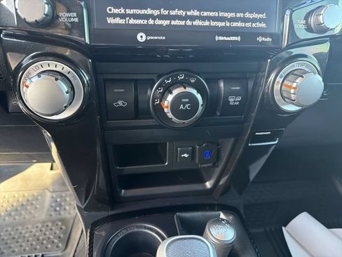 Certified 2024 Toyota 4Runner TRD Off-Road Premium w/ Moonroof Package AWD/4WD image 22