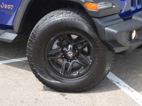 Used 2020 Jeep Wrangler Unlimited Sport S image 2