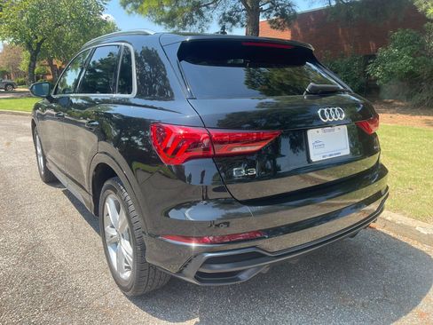 Used 2020 Audi Q3 2.0T Premium Plus w/ Premium Plus Package AWD/4WD image 3