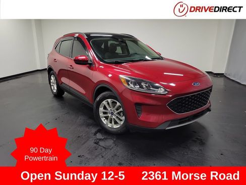 Used 2020 Ford Escape SE FWD image 1