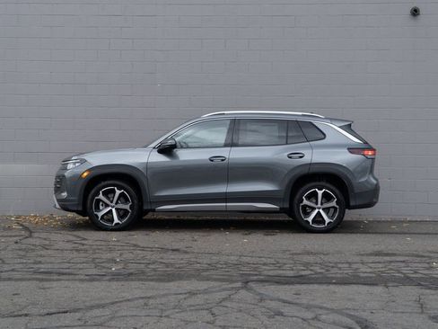 New 2026 Volkswagen Tiguan SE image 3