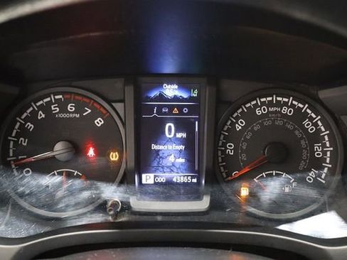 Used 2023 Toyota Tacoma SR image 22
