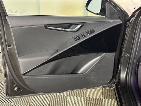 Used 2024 Kia Niro Wind w/ Wind Preserve Package FWD image 10