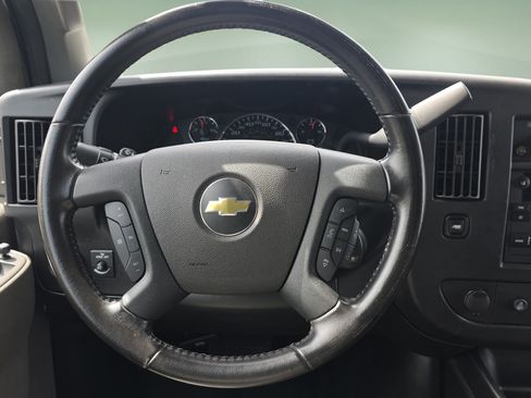 Used 2020 Chevrolet Express 3500 LS RWD image 14