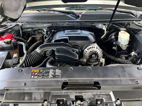Used 2014 GMC Yukon Denali RWD image 26