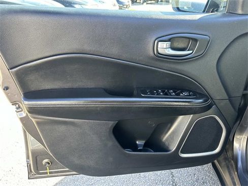 Certified 2021 Jeep Compass 80th Special Edition image 16