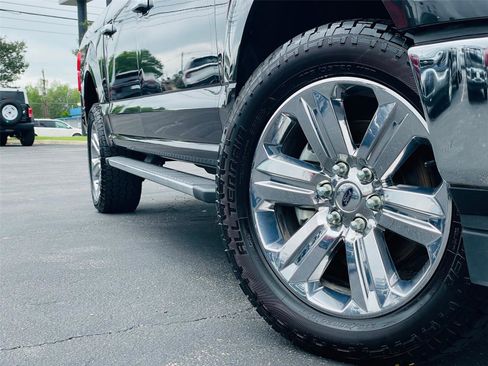 Used 2020 Ford F150 XLT w/ Equipment Group 302A Luxury AWD/4WD image 2