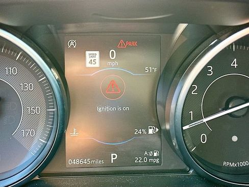 Used 2018 Jaguar E-PACE First Edition image 8