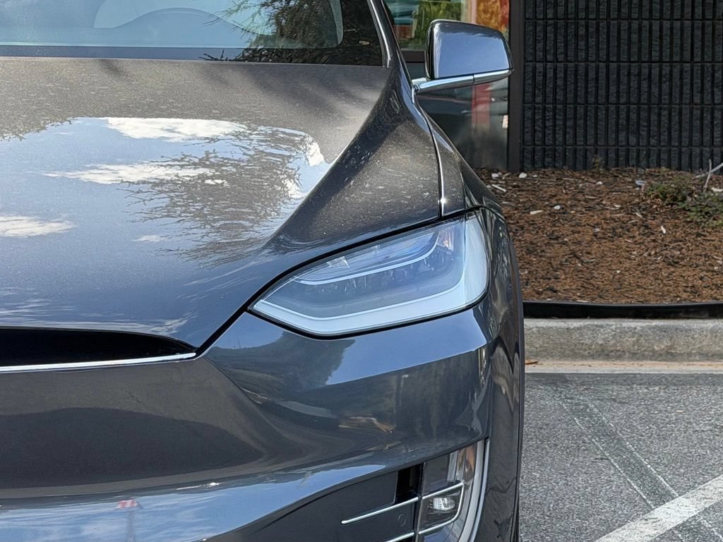Used 2020 Tesla Model X Long Range AWD/4WD image 5