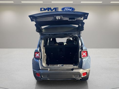 Used 2021 Jeep Renegade Latitude AWD/4WD image 14