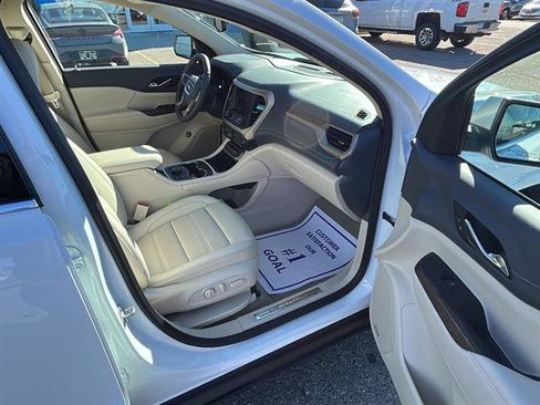 Used 2023 GMC Acadia Denali AWD/4WD image 9