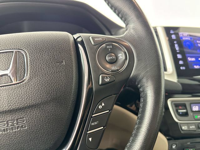 Used 2017 Honda Pilot Elite image 12
