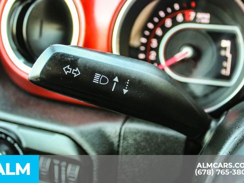 Used 2021 Jeep Wrangler Unlimited Rubicon w/ Uconnect 4C Nav & Sound Group image 28