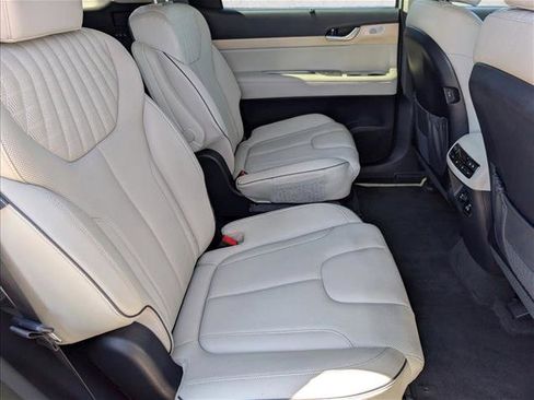Used 2025 Hyundai Palisade Limited FWD image 23