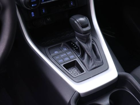 Used 2019 Toyota RAV4 XLE w/ Convenience Package AWD/4WD image 12