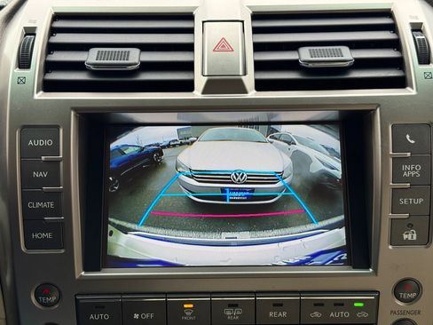 Used 2016 Lexus GX 460 Luxury image 24