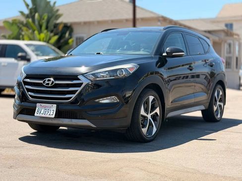 Used 2018 Hyundai Tucson Value FWD image 4