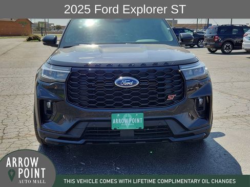 Used 2025 Ford Explorer ST w/ Sun And Sound Package image 3