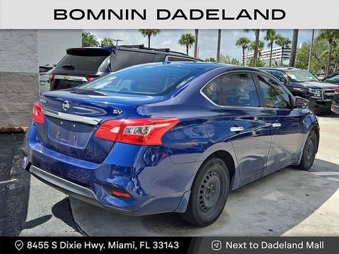 Used 2017 Nissan Sentra SV image 3