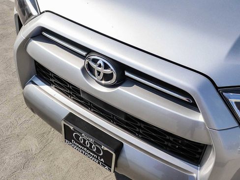 Used 2024 Toyota 4Runner TRD Off-Road image 8