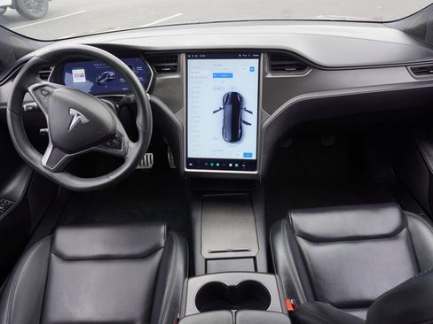 Used 2021 Tesla Model S Performance image 12