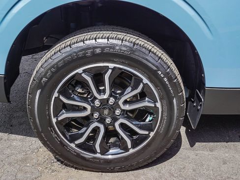 Used 2022 Ford Maverick Lariat w/ Lariat Luxury Package FWD image 9