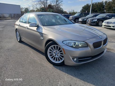 Used 2011 BMW 535i xDrive Sedan image 1