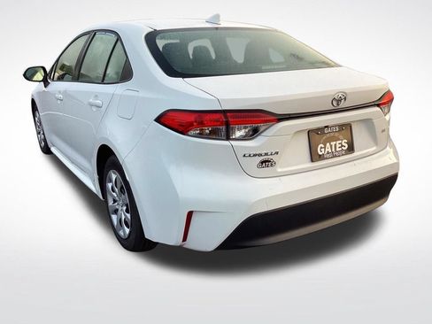 Used 2024 Toyota Corolla LE FWD image 7