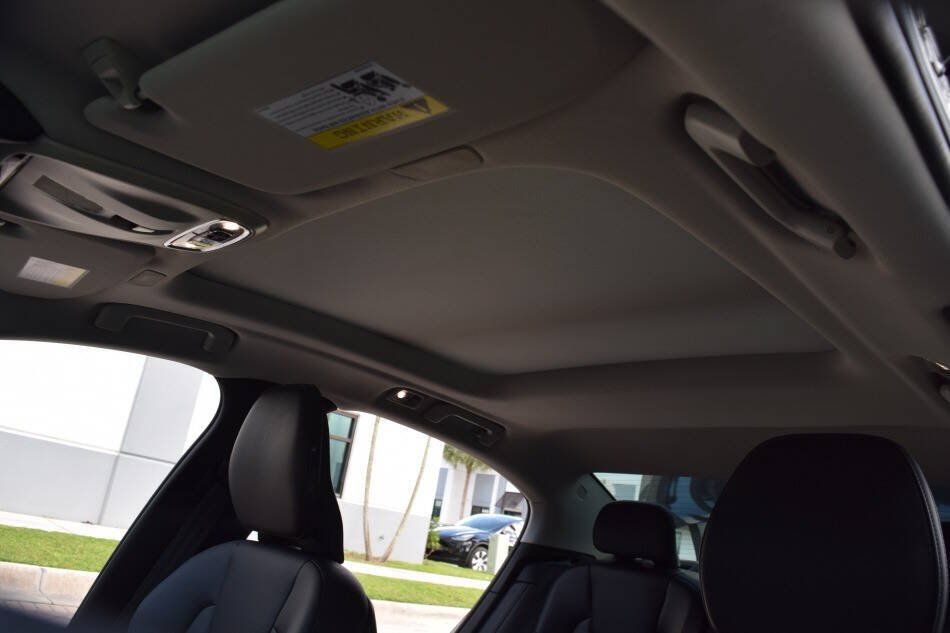 Used 2019 Volvo S60 T5 Momentum w/ Premium Package FWD image 73