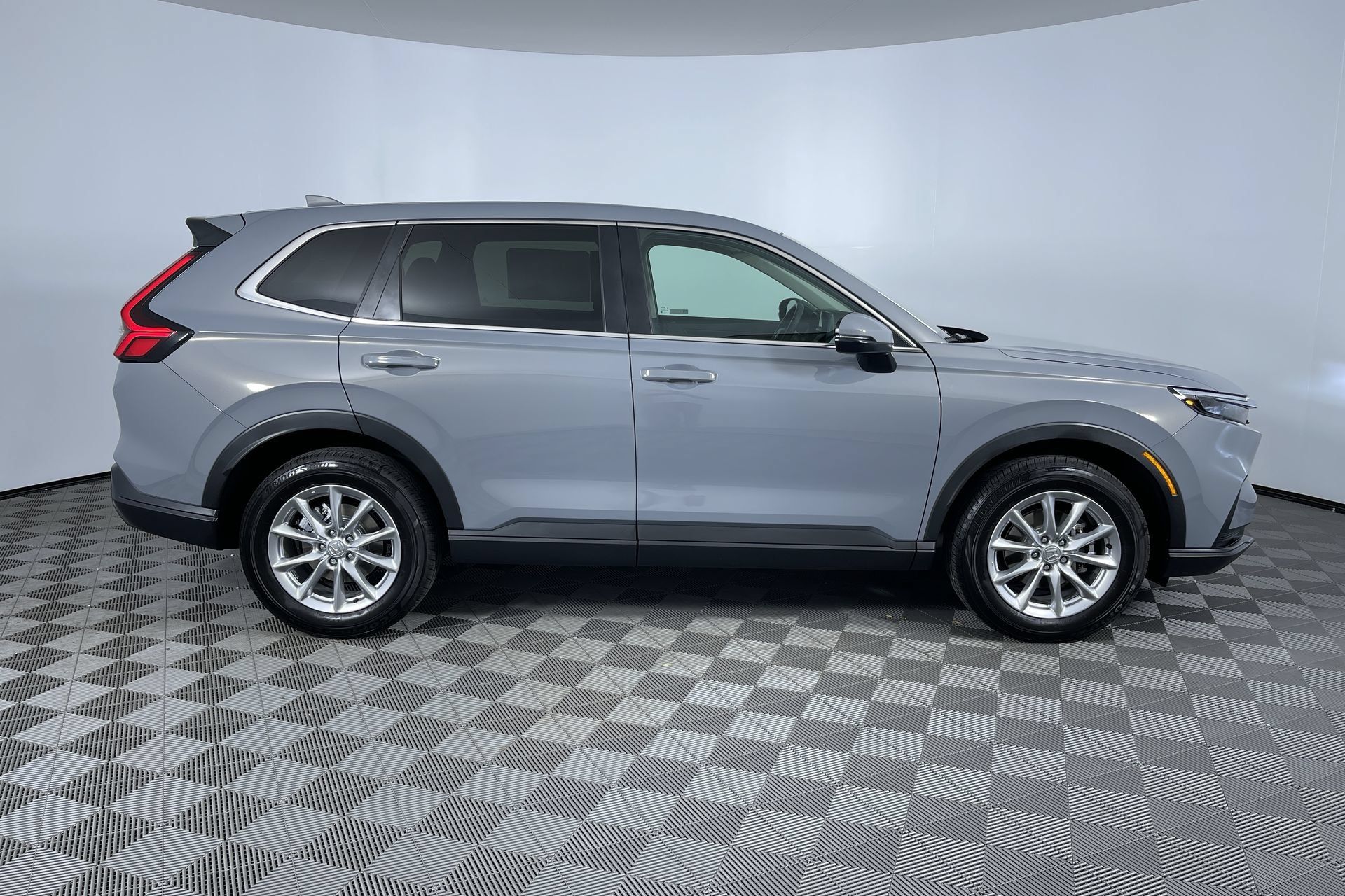 Used 2026 Honda CR-V EX image 10