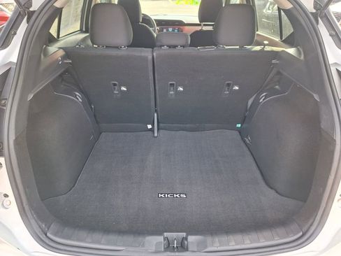 Used 2023 Nissan Kicks SV image 24