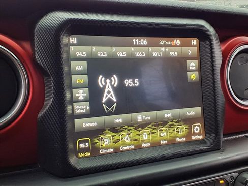 Used 2021 Jeep Wrangler Unlimited Rubicon w/ Xtreme Recon 35" Tire Package image 12