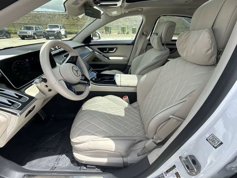 Used 2024 Mercedes-Benz S 580 4MATIC Sedan image 29