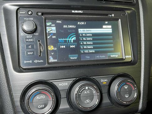 Used 2015 Subaru Forester 2.5i Touring w/ Eyesight & Navigation System AWD/4WD image 41