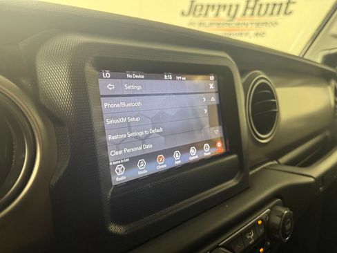 Used 2021 Jeep Wrangler Unlimited Sport AWD/4WD image 26