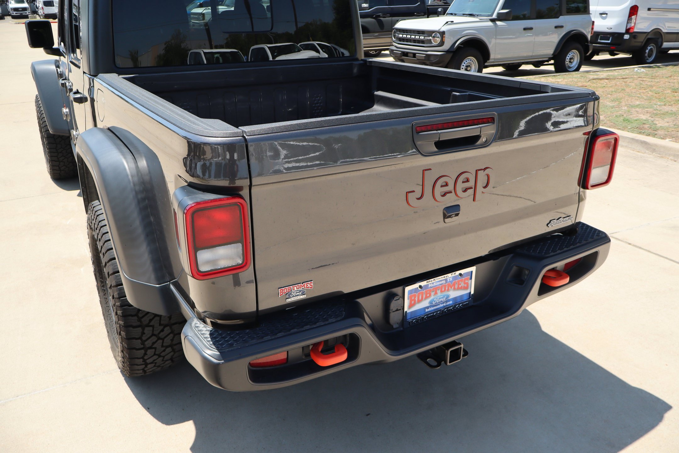 Used 2023 Jeep Gladiator Mojave w/ Trailer Tow Package AWD/4WD image 30