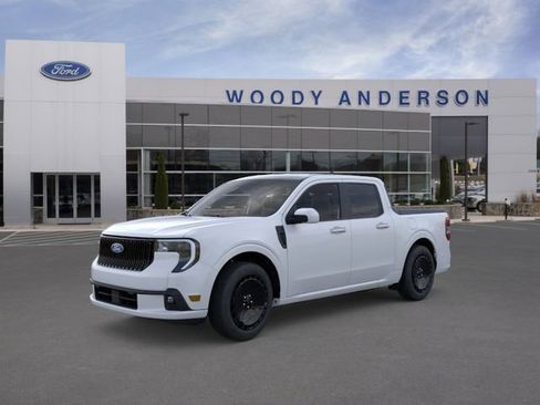 New 2026 Ford Maverick Lobo AWD/4WD image 1