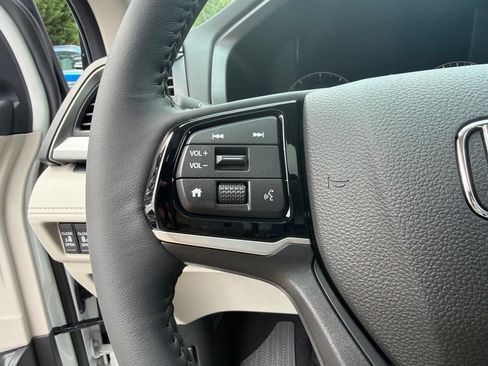 New 2026 Honda Odyssey EX-L image 14