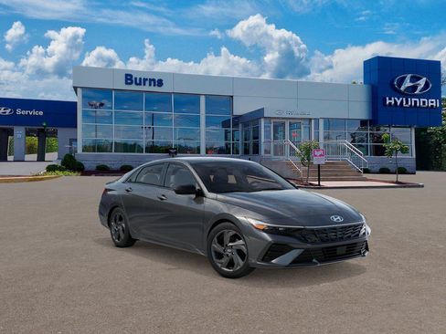New 2026 Hyundai Elantra Sport FWD image 2